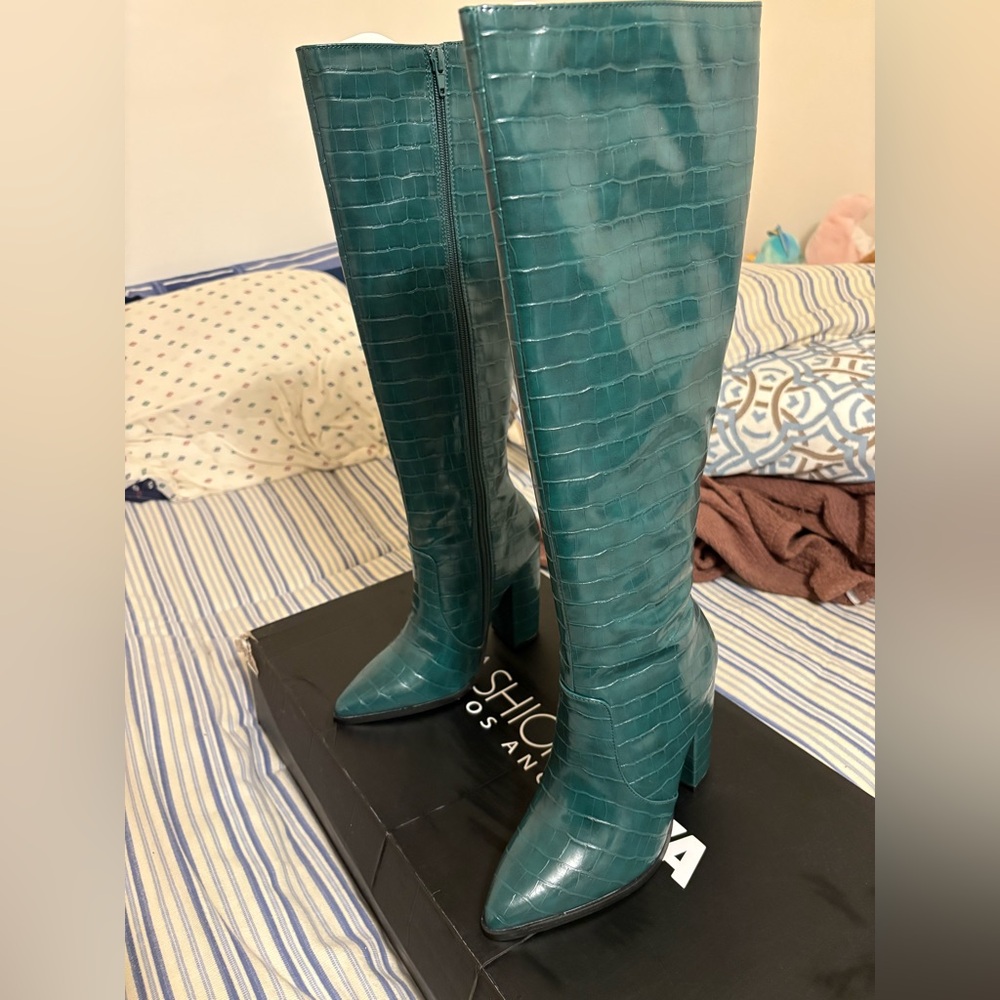 Stylish Teal Knee-High Boots